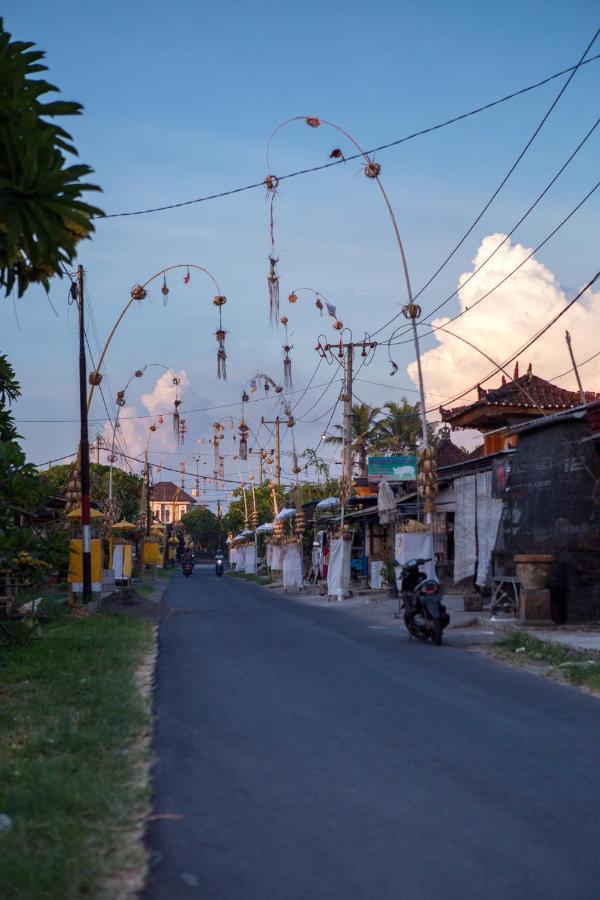 Tanah Lot Seaside Tribe - Boutique Surf Stay & Retreat מראה חיצוני תמונה
