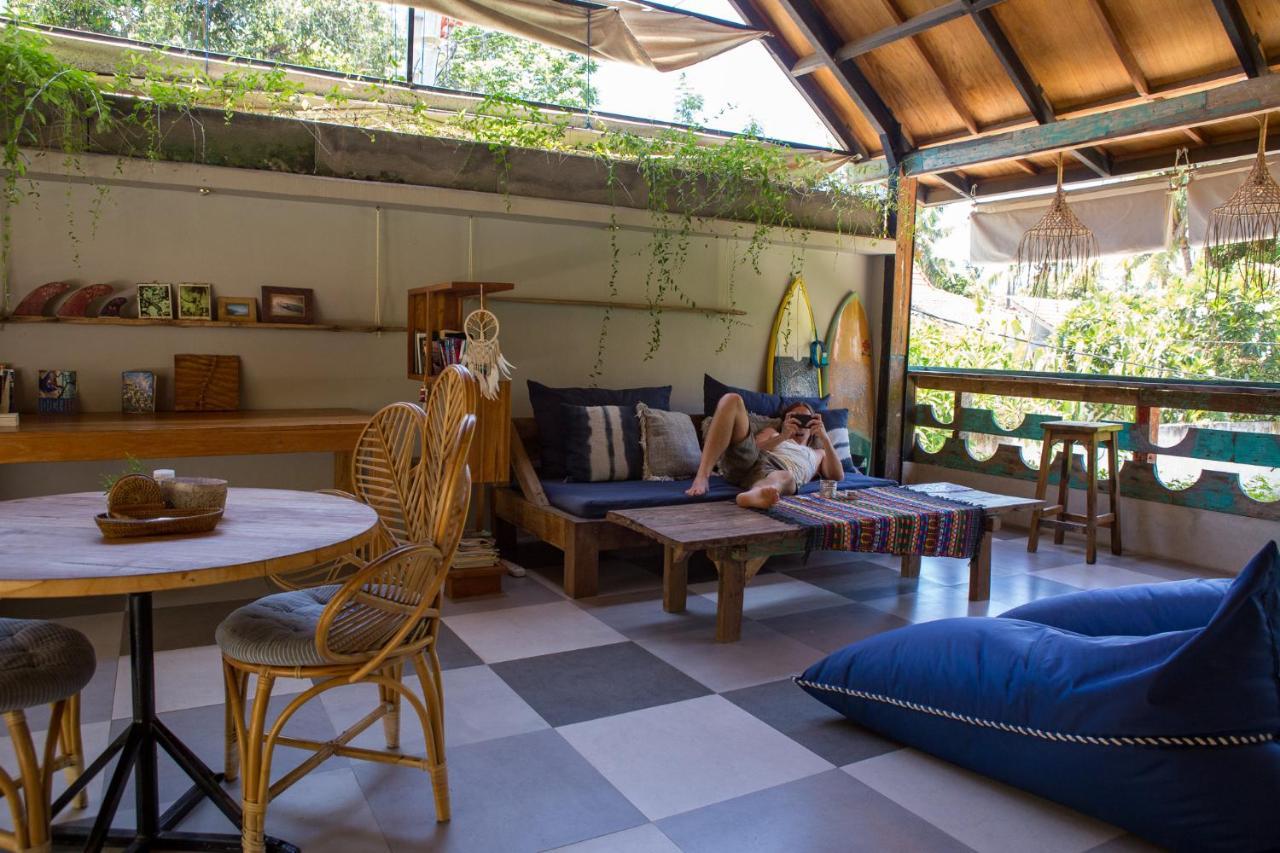 Tanah Lot Seaside Tribe - Boutique Surf Stay & Retreat מראה חיצוני תמונה