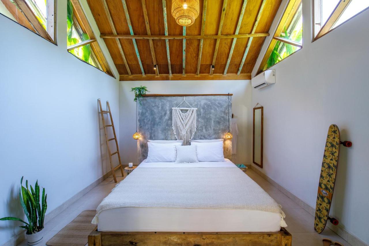Tanah Lot Seaside Tribe - Boutique Surf Stay & Retreat מראה חיצוני תמונה