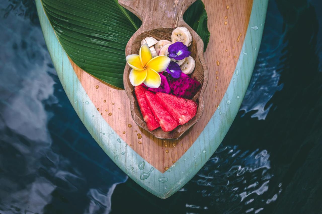 Tanah Lot Seaside Tribe - Boutique Surf Stay & Retreat מראה חיצוני תמונה
