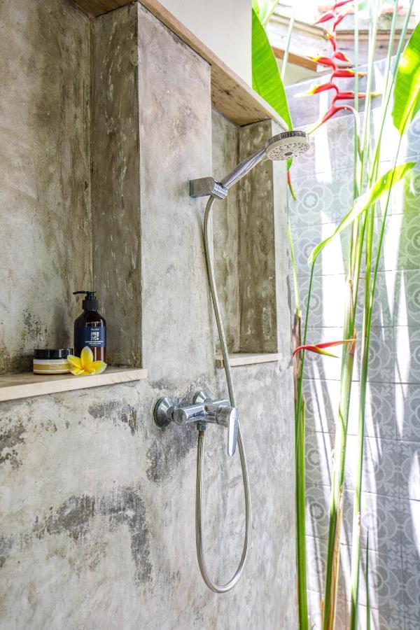 Tanah Lot Seaside Tribe - Boutique Surf Stay & Retreat מראה חיצוני תמונה