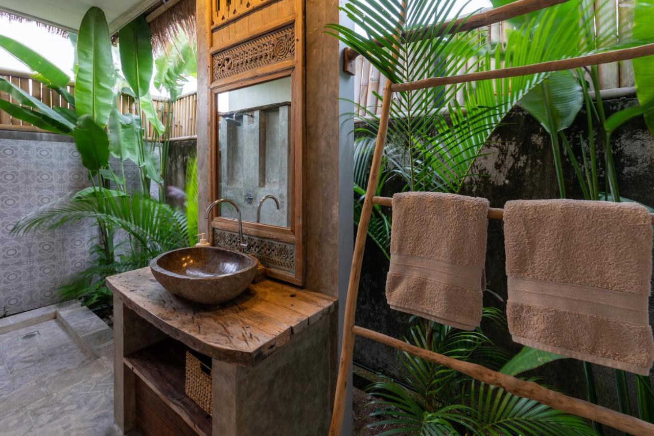 Tanah Lot Seaside Tribe - Boutique Surf Stay & Retreat מראה חיצוני תמונה