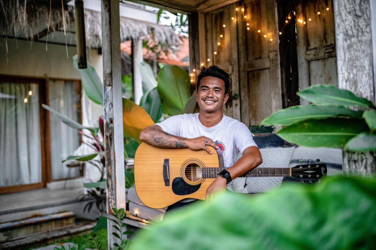 Tanah Lot Seaside Tribe - Boutique Surf Stay & Retreat מראה חיצוני תמונה
