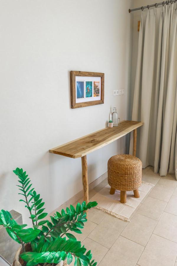Tanah Lot Seaside Tribe - Boutique Surf Stay & Retreat מראה חיצוני תמונה